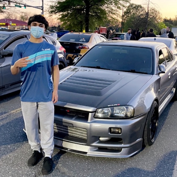 Meet your Posher, V - Picture 1 of 1